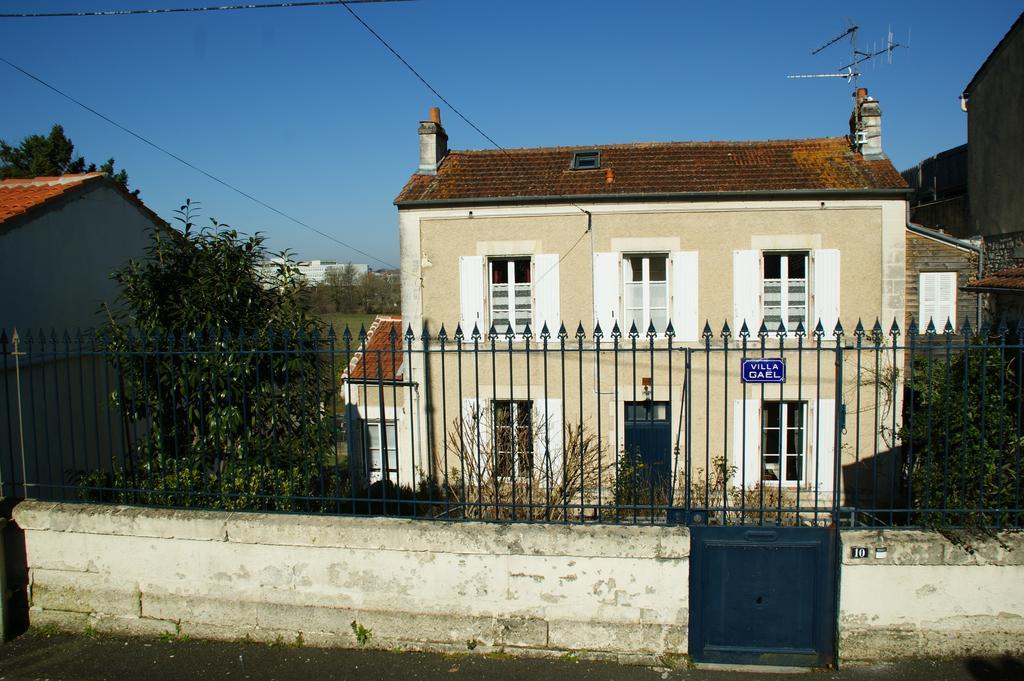 Chambres d'Hôtes Villa Gael Angoulême Exterior foto